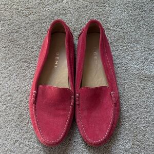 Gemi Women's Vibrant Red Suede Loafers